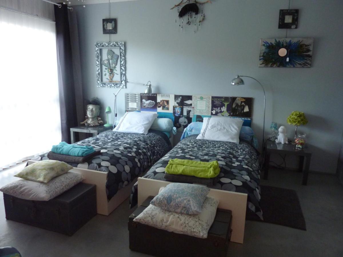 Loft Atypique Bed and Breakfast Villeneuve-de-Rivière Buitenkant foto